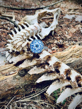 Load image into Gallery viewer, Irish Daisy
